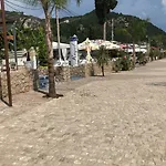 Royal Blue Hotel 4*