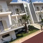 Royal Blue Hotel Dhermi