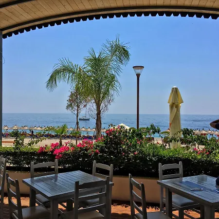 Hotel Royal Blue Dhërmi