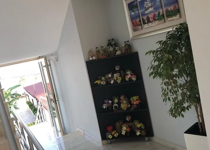 Royal Blue Hotell 4*