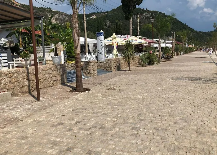 Royal Blue Hotell 4*