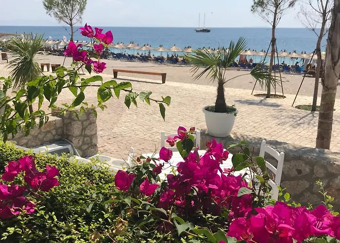 Royal Blue Hotel Dhermi